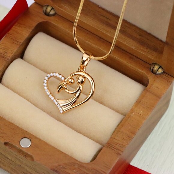 "Rose Gold Mother and Child Heart Pendant with Sparkling Detail, XPPT1327 - Picture 7 of 13